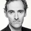 Erland Bakker as Sikkerhetsvakt