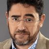 Hugo Vásquez as Leader's Assistant 2