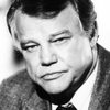 Joe Don Baker as Carl Cunningham