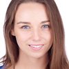 Anne-Carolyne Binette as Justine Lawrence
