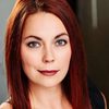 Kayla Kelly as Julia Hilt
