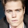Reilly Dolman as Glen Eads