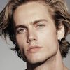 Neels Visser as Shots