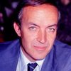 Ángel del Pozo as Chet Miller