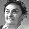 Nina Ter-Osipyan as mother