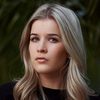 Emily Morris as Hannah Thompson