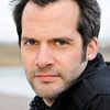 Martin Rapold as father Gianna