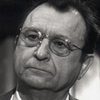Claude Piéplu as Decorator