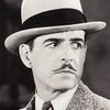 Lloyd Whitlock as Harris
