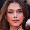 Aditi Rao Hydari as Mouna