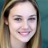 Sarah Giles as Kira Davenport