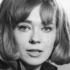 Anne-Marie Coffinet as Angèle