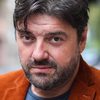 Goran Navojec as Bosnian NGO Driver