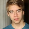 Cullen Chaffin as Simon