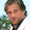 Birol Ünel as Kellner