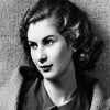 Dinah Sheridan as Eve Canyon