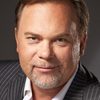 Peter Skagen as Jed