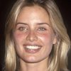 Shelli Lether as Donald's Mom