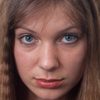 Sabine Kaack as Manuela