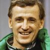Manfred de Graaf as Henny
