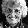 Gerty Molzen as Old Lady
