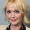 Miranda Richardson as Queenie