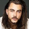 Daniel Kelly as Brad Lewis