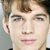 Jacopo Sarno as Lorenzo