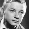 Mikhail Kononov as Pavlik (as M. Kononov)