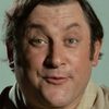 Yves Elliot as Un membre de l'équipe parisienne
