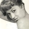 Josefina Güell as Anciana