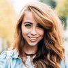 Bethan Mary Leadley as Chloe Murdock