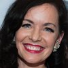 Guinevere Turner as Elizabeth