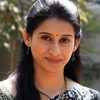 Meena Vasu as Meena, Sarayu's Aunt