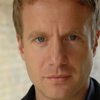 Geoffrey Streatfeild as Richard Bailey
