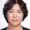 Kim Nam-jin as Pharmacist (voice)