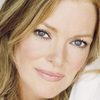 Caitlin Dulany as Mom