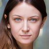 Anna Elijasz as The King's Arms Waitress
