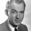 Lee Tracy as Hugh Fresney