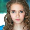 Hannah Sohn as Sophie (segment "Heresy")
