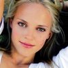 Jessica Gower as Beth