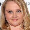Danielle Macdonald as Julie Price