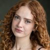 Zoé De Grand Maison as Ashley (as Zoé De Grand'Maison)
