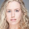 Melantha Blackthorne as Meryl Looney