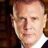 Mark Withers as Bill Lauder