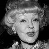Jeanne Aubert as L'autre sage-femme