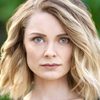 Angelique Pretorius as Santjie