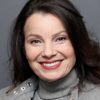 Fran Drescher as Carolyn Baker