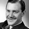 Douglas Fowley as Peter Lewis