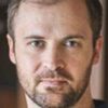 Elliot Travers as Richard Manning